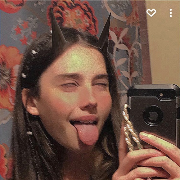 Meet your Posher, Ruby - Picture 1 of 1